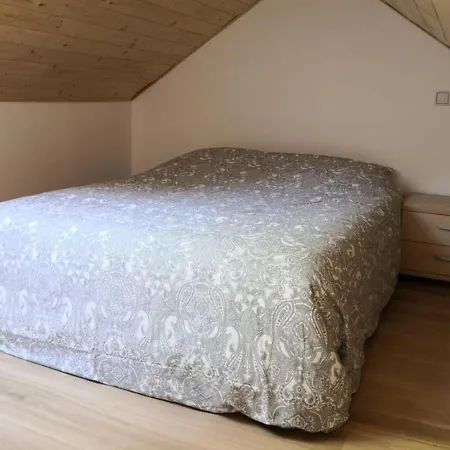Appartement Studio Renove Avec Gout *
