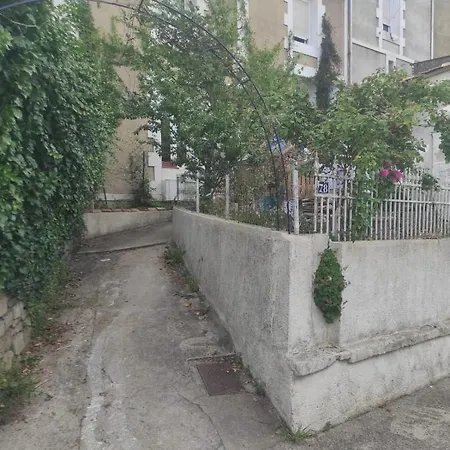 Studio Renove Avec Gout Appartement *